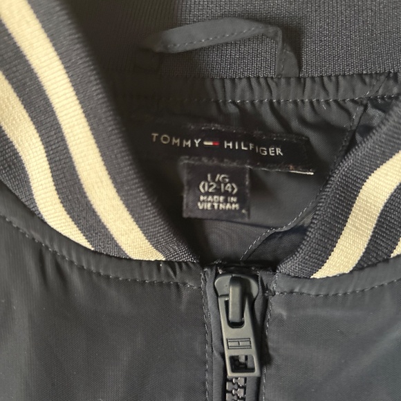 Boys Tommy Hilfigure jacket - Picture 3 of 4